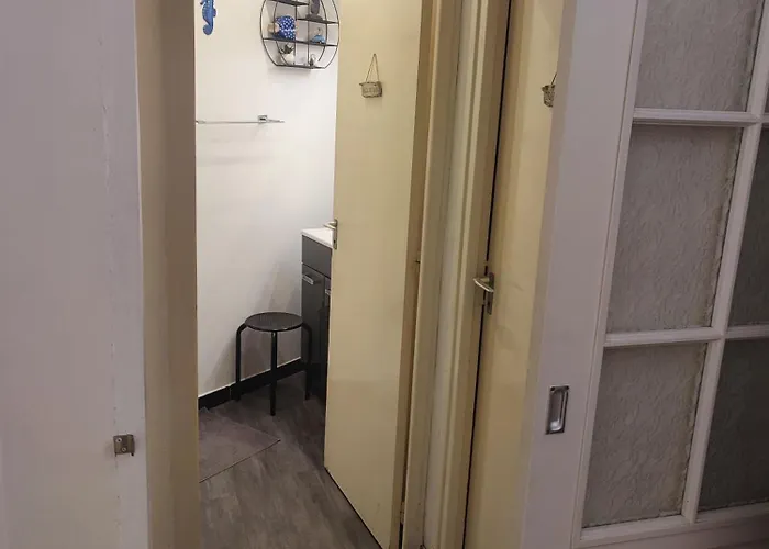 Апартаменты Joli Pres Deux Quatre Personnes